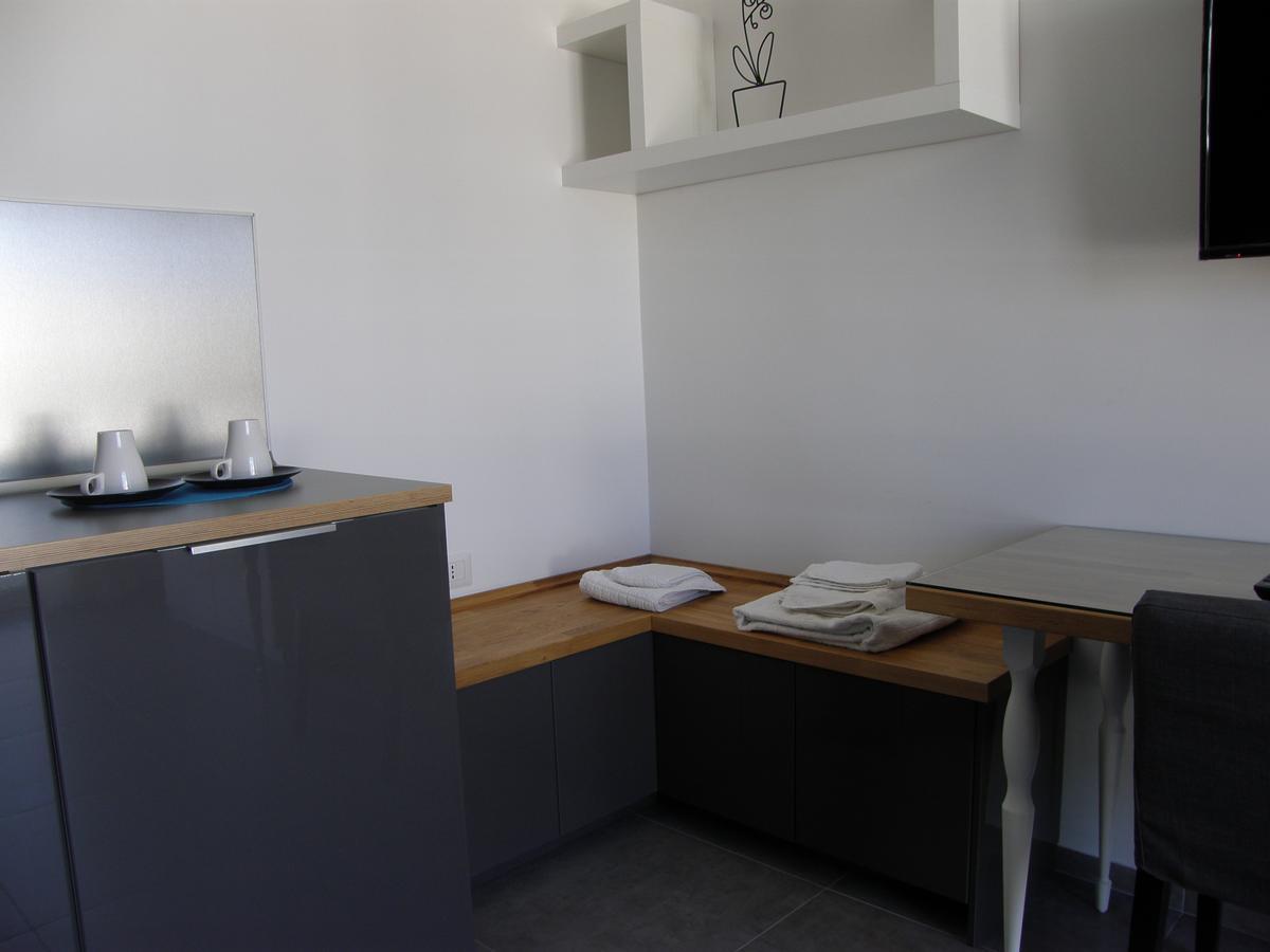 B&B Via Roma 15 Акуавива деле Фонти Екстериор снимка