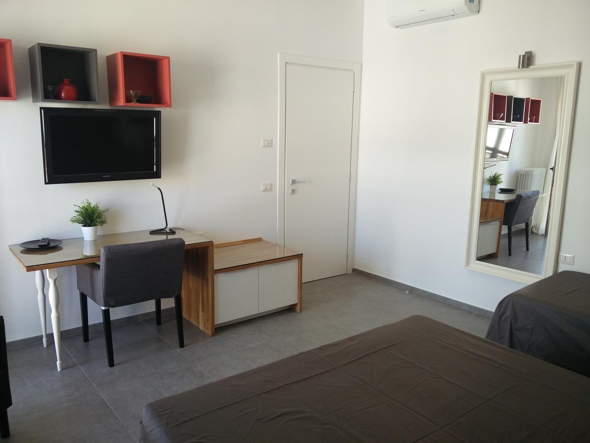 B&B Via Roma 15 Акуавива деле Фонти Екстериор снимка